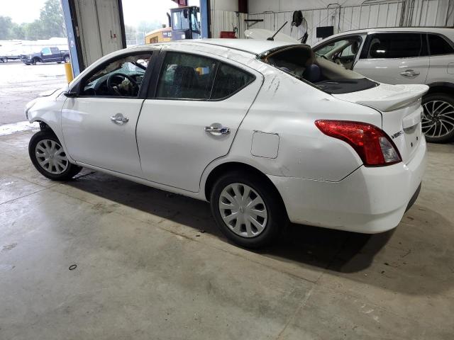  NISSAN VERSA 2019 Белы