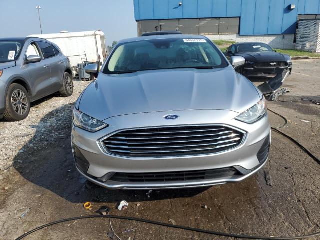  FORD FUSION 2020 Srebrny