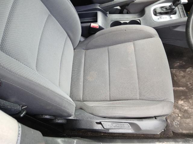 2006 VOLKSWAGEN GOLF SE AU