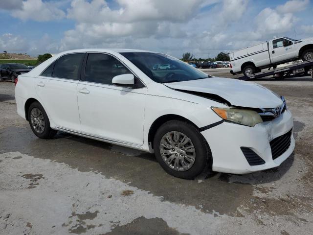  TOYOTA CAMRY 2013 White