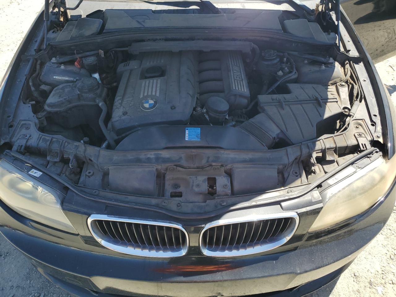 2008 BMW 128 I VIN: WBAUL73558VE88787 Lot: 64285035