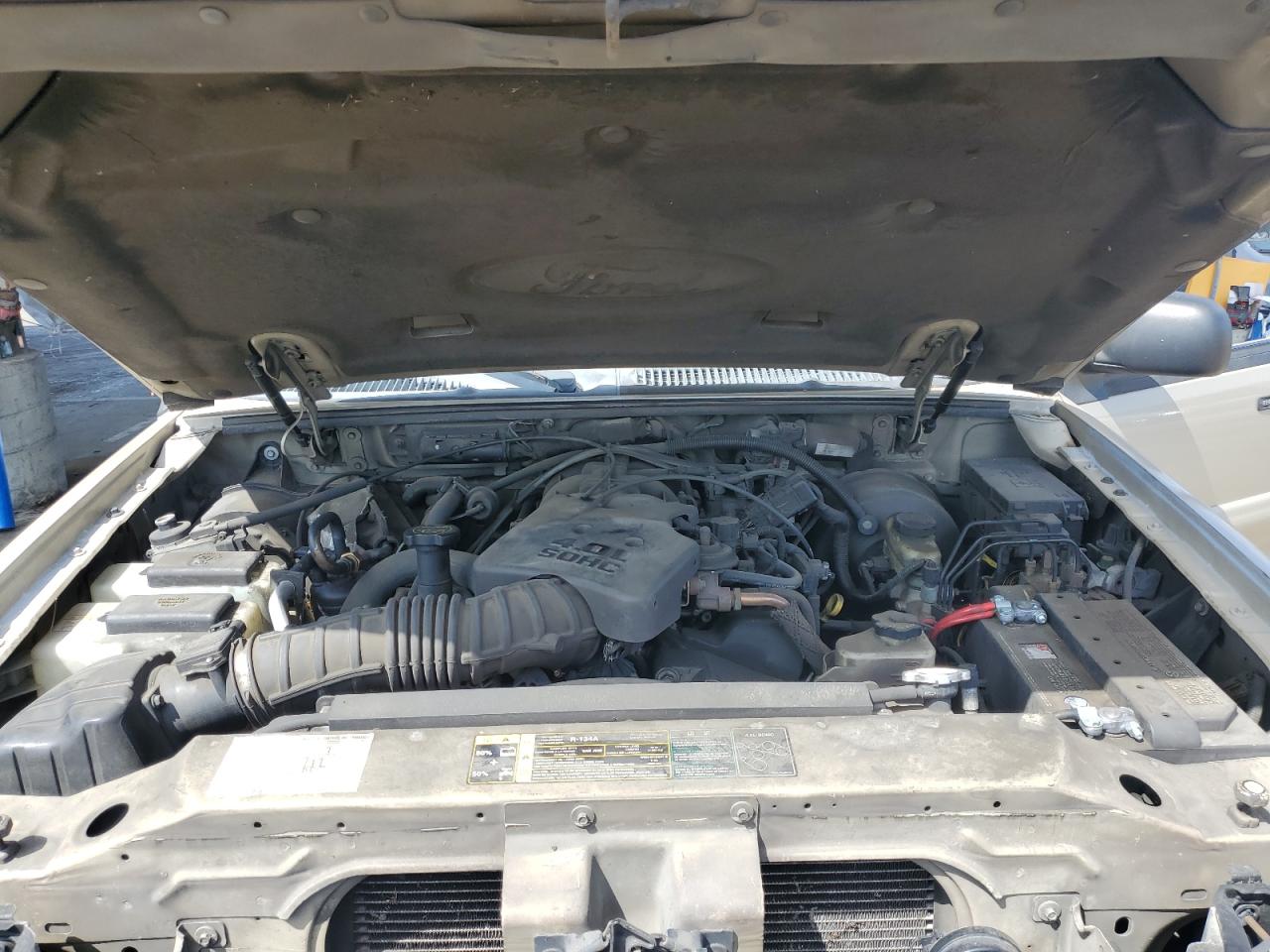 2004 Ford Explorer Sport Trac VIN: 1FMZU67K14UB52529 Lot: 64686125