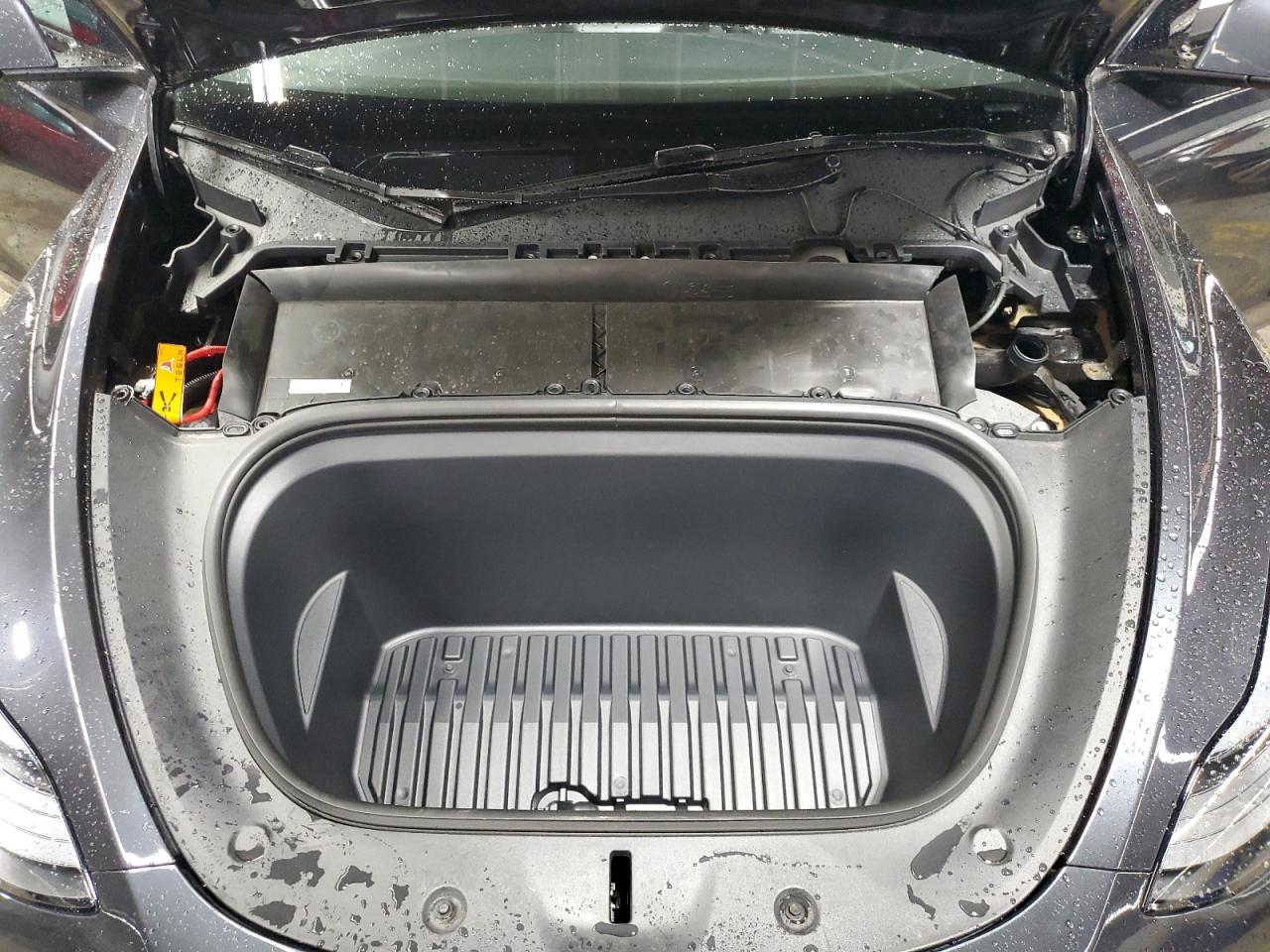 2025 Tesla Model Y VIN: 7SAYGDEE6SF287104 Lot: 67078875