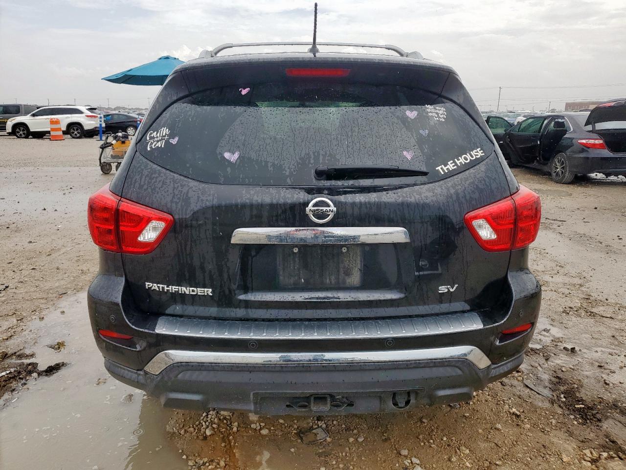 2017 Nissan Pathfinder S VIN: 5N1DR2MN5HC602455 Lot: 62899365