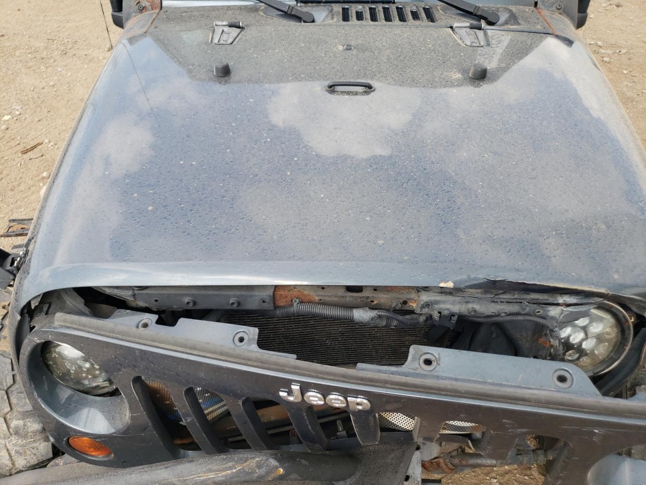 2008 Jeep Wrangler Unlimited X VIN: 1J4GA39138L607989 Lot: 70056465