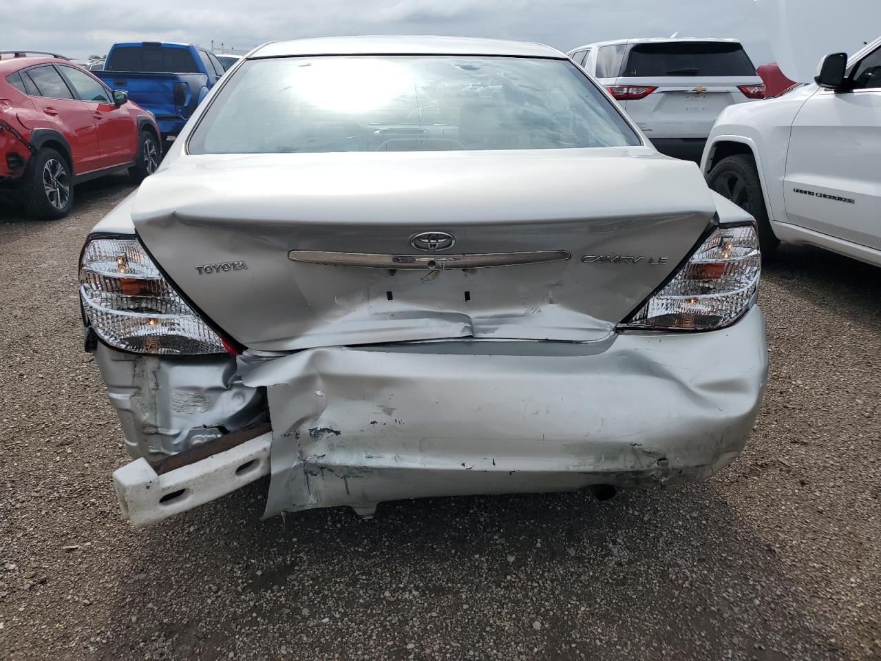 2003 Toyota Camry Le VIN: 4T1BE32K23U713176 Lot: 64332535