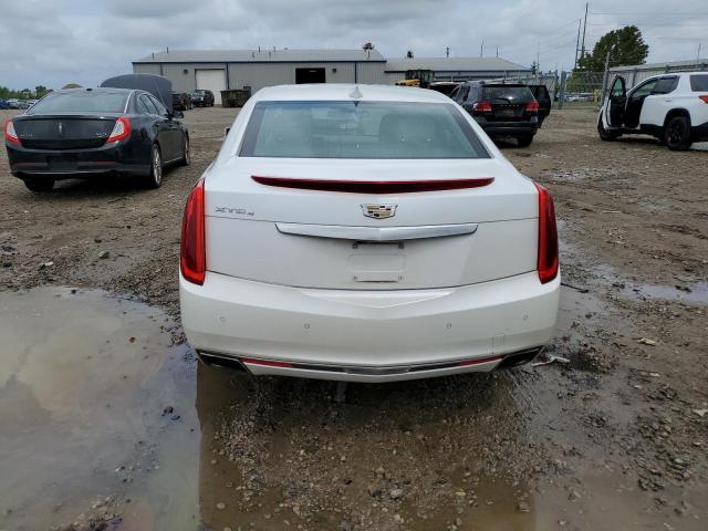  CADILLAC XTS 2016 Белы