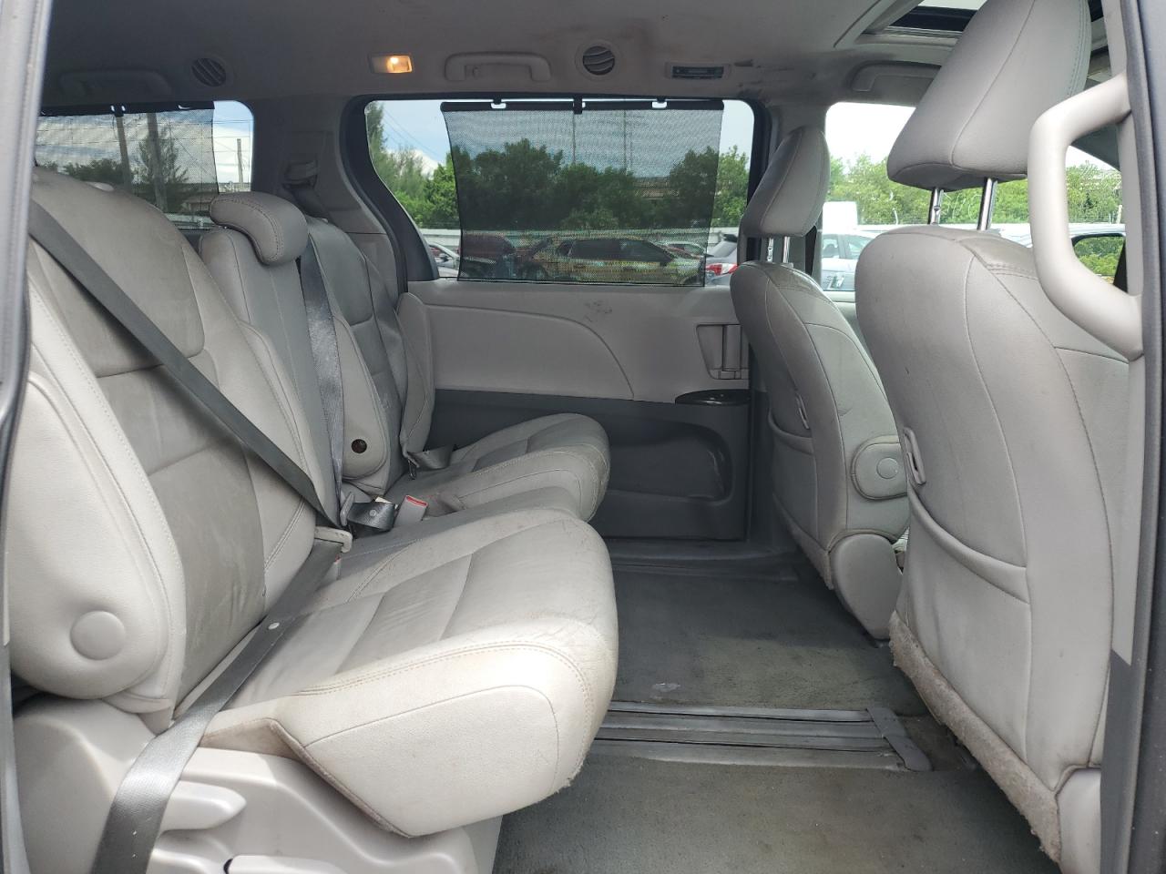 5tdyk3dc2gs748842 5TDYK3DC2GS748842 2016 Toyota Sienna Xle