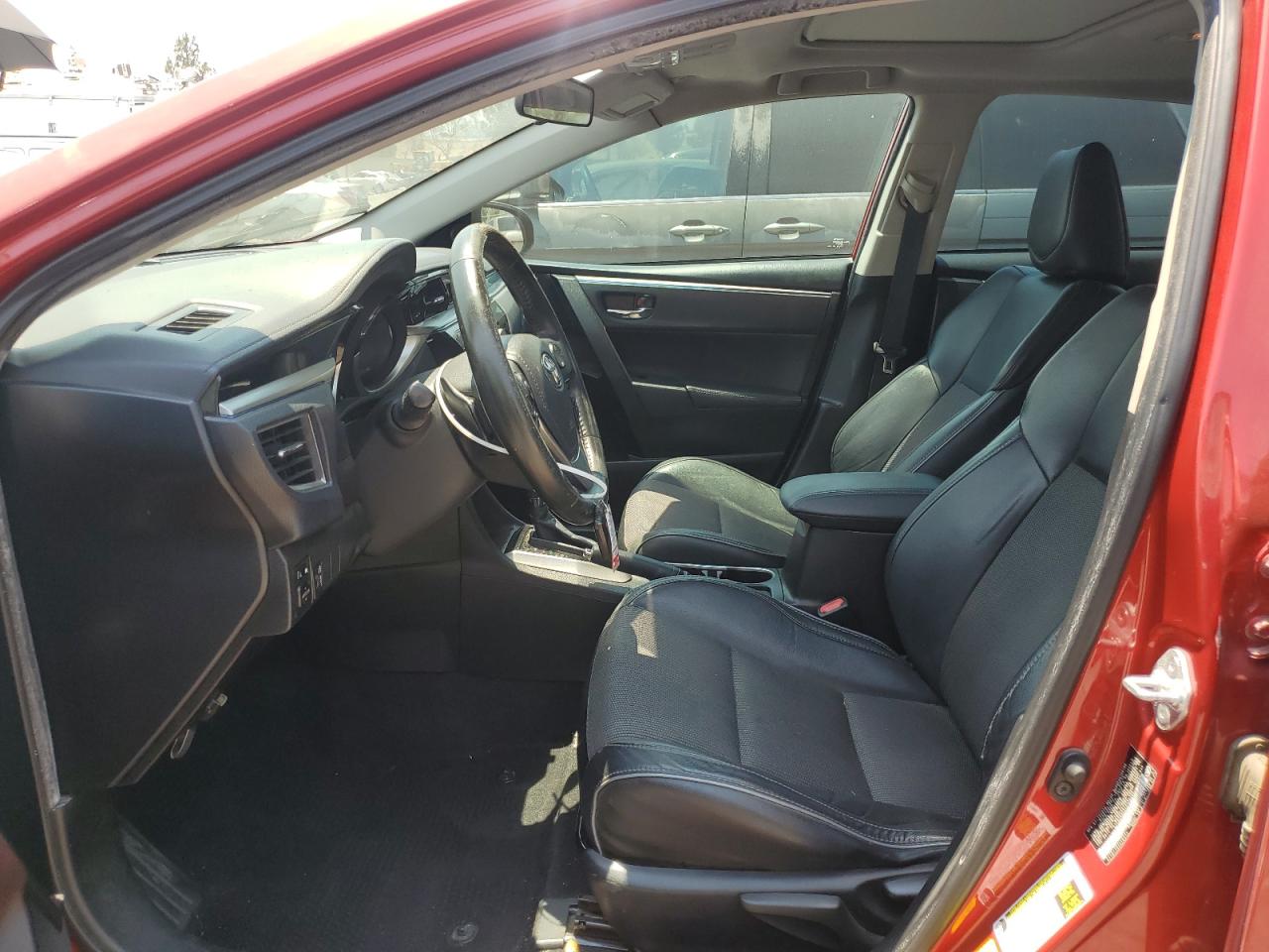 2014 Toyota Corolla L VIN: 5YFBURHE8EP176390 Lot: 64272025