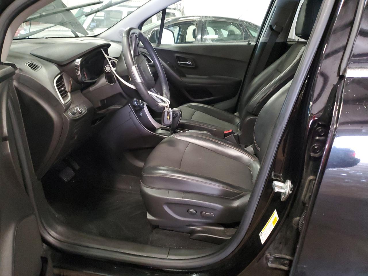 2020 Chevrolet Trax 1Lt VIN: KL7CJPSB8LB328001 Lot: 63833325