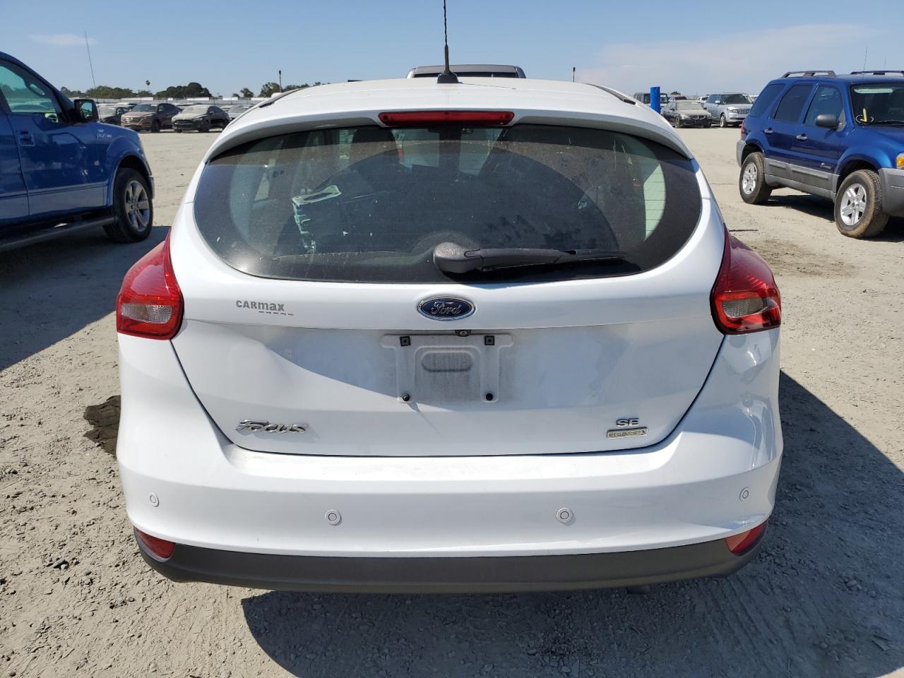 2016 Ford Focus Se VIN: 1FADP3KE8GL201246 Lot: 63437865