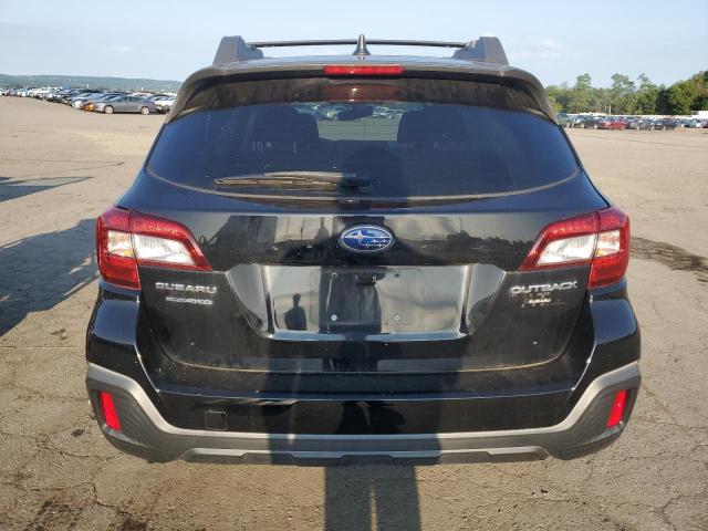  SUBARU OUTBACK 2018 Czarny
