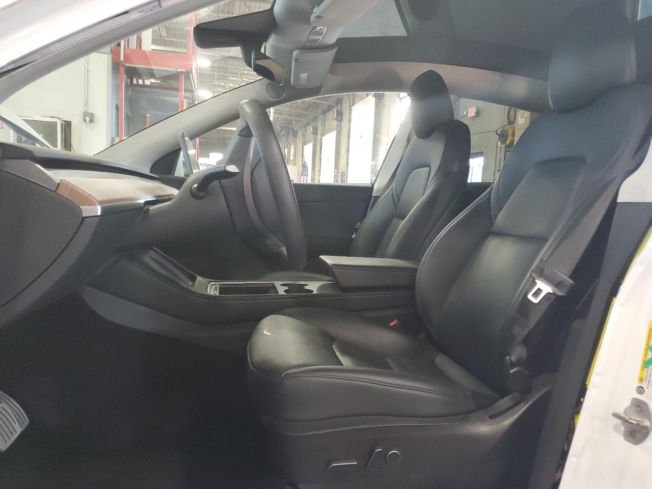 2022 Tesla Model Y VIN: 7SAYGDEF0NF455042 Lot: 62678255