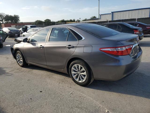  TOYOTA CAMRY 2017 Серый