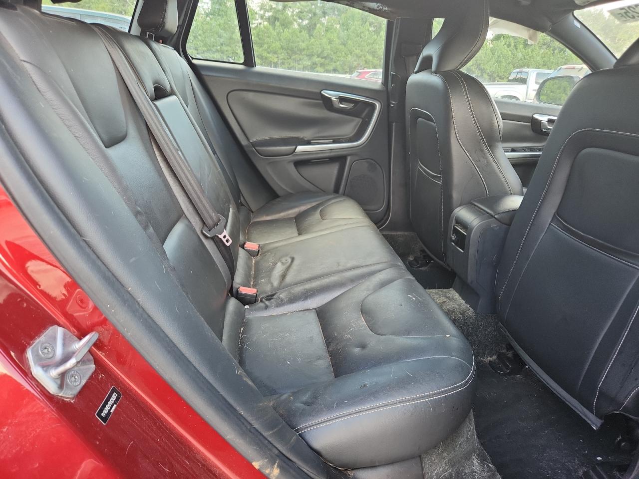 yv140mem7g1293673 YV140MEM7G1293673 2016 Volvo V60 T5 Platinum