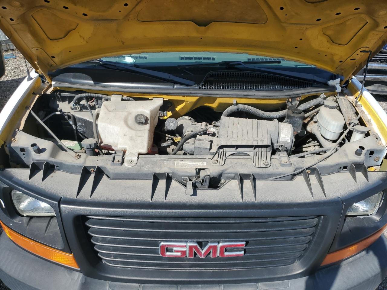 2005 GMC Savana Cutaway G3500 VIN: 1GDGG31V051909360 Lot: 62736235