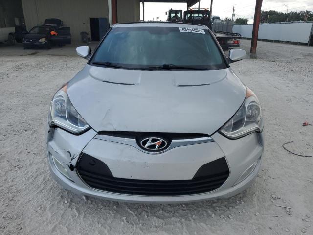  HYUNDAI VELOSTER 2013 Silver