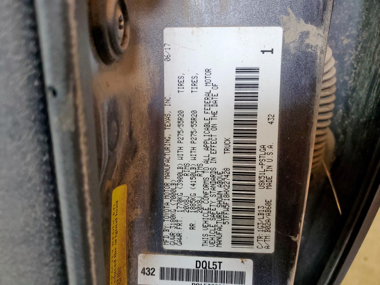 2017 Toyota Tundra Crewmax Limited VIN: 5TFFW5F18HX227428 Lot: 64666715