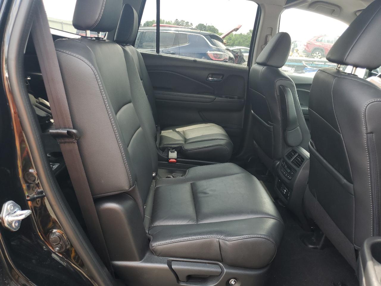 2022 Honda Pilot Touring VIN: 5FNYF6H62NB057161 Lot: 64944655