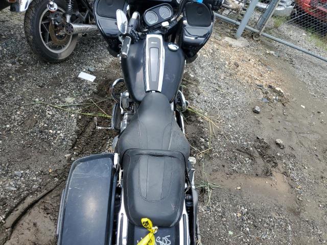  HARLEY-DAVIDSON FL 2022 Чорний