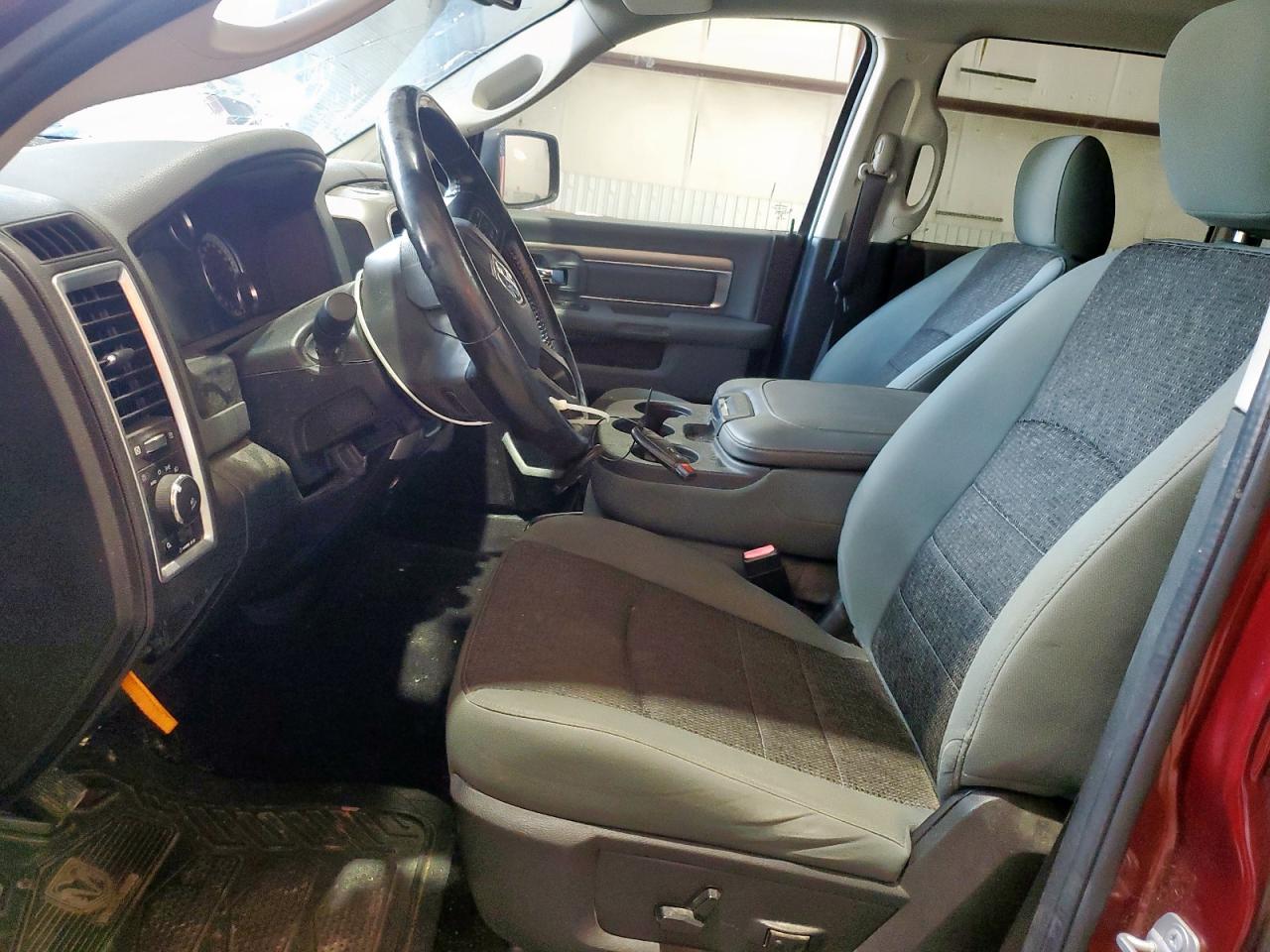 1c6rr6tt0ks711640 1C6RR6TT0KS711640 2019 Ram 1500 Classic Slt