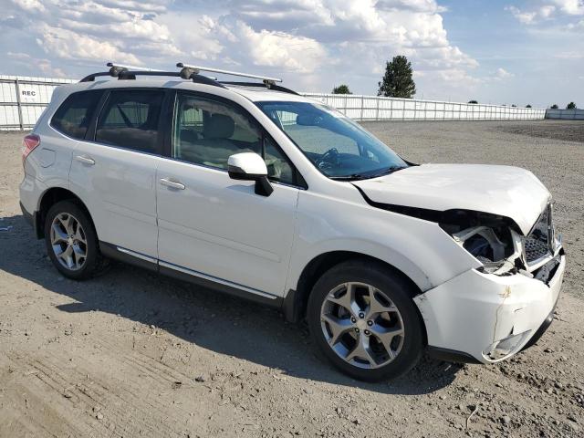  SUBARU FORESTER 2015 Biały
