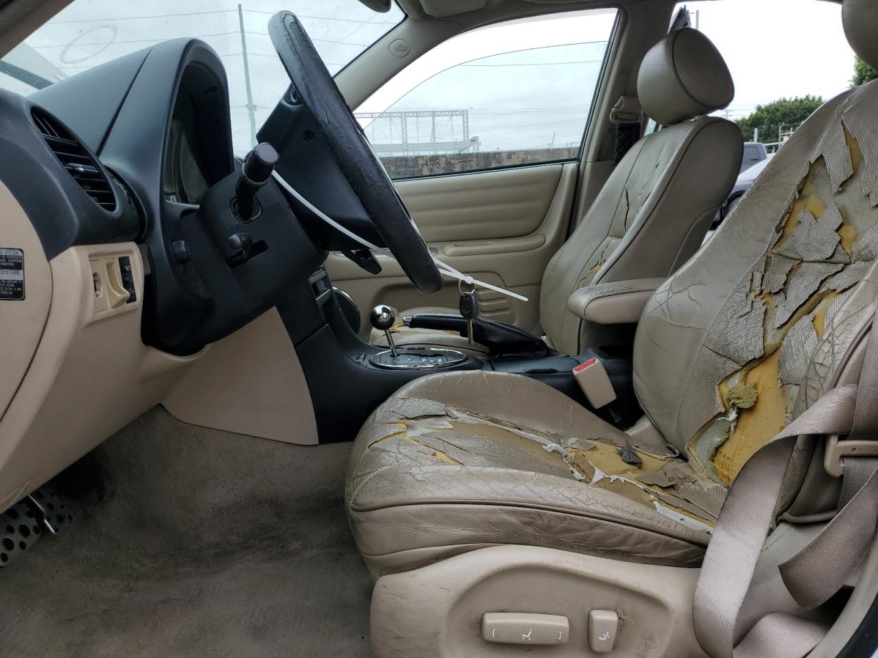 2004 Lexus Is 300 VIN: JTHBD192640082411 Lot: 65080785