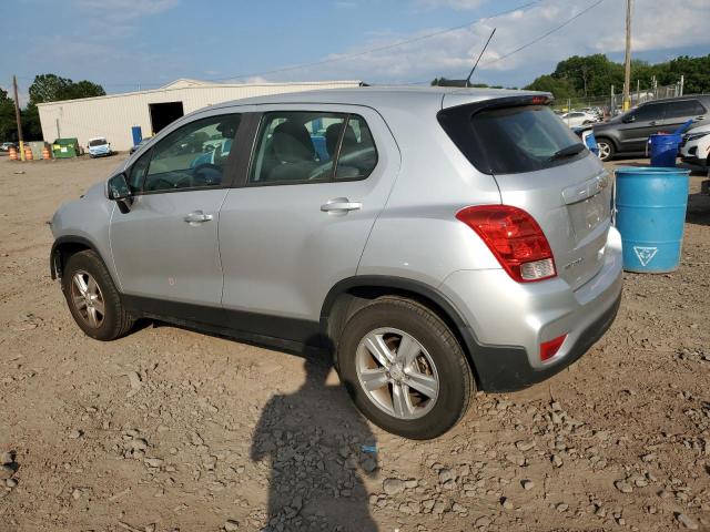  CHEVROLET TRAX 2017 Srebrny