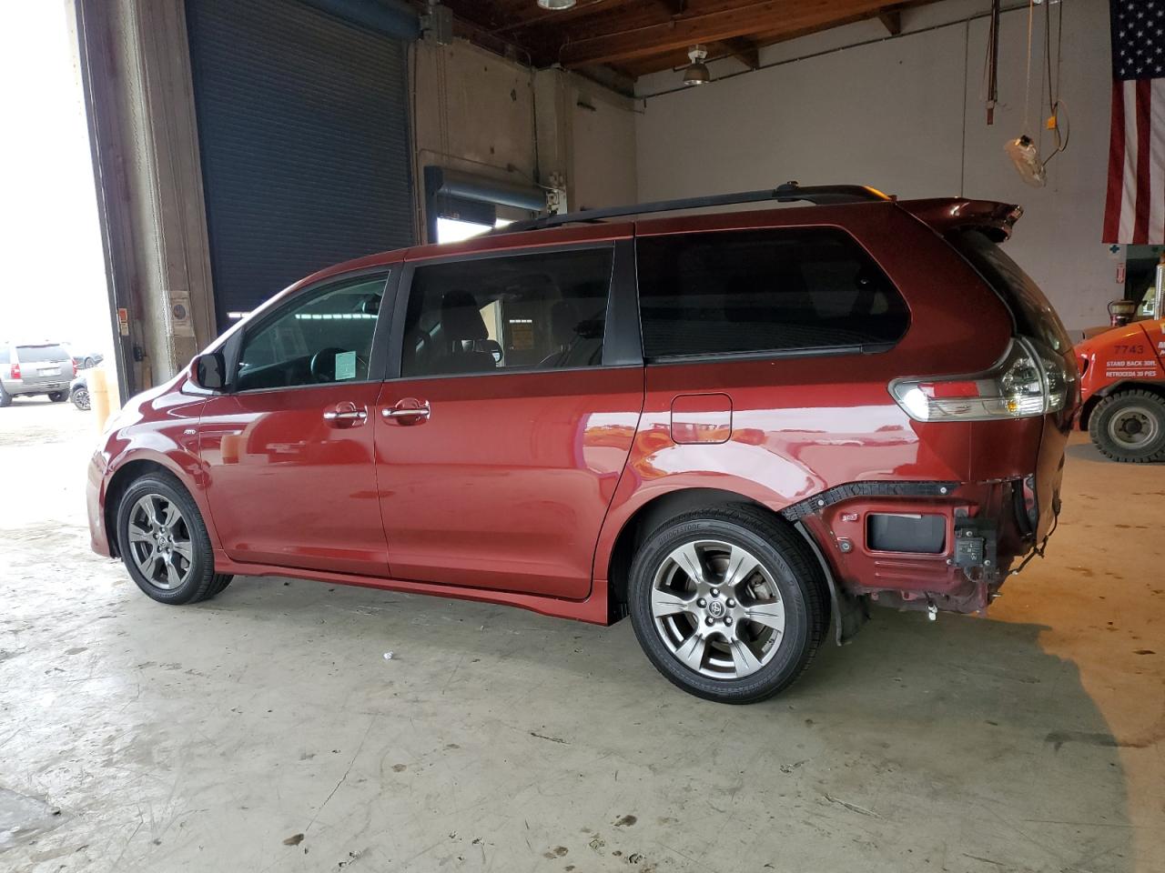 2019 Toyota Sienna Se VIN: 5TDEZ3DC3KS225319 Lot: 65746075