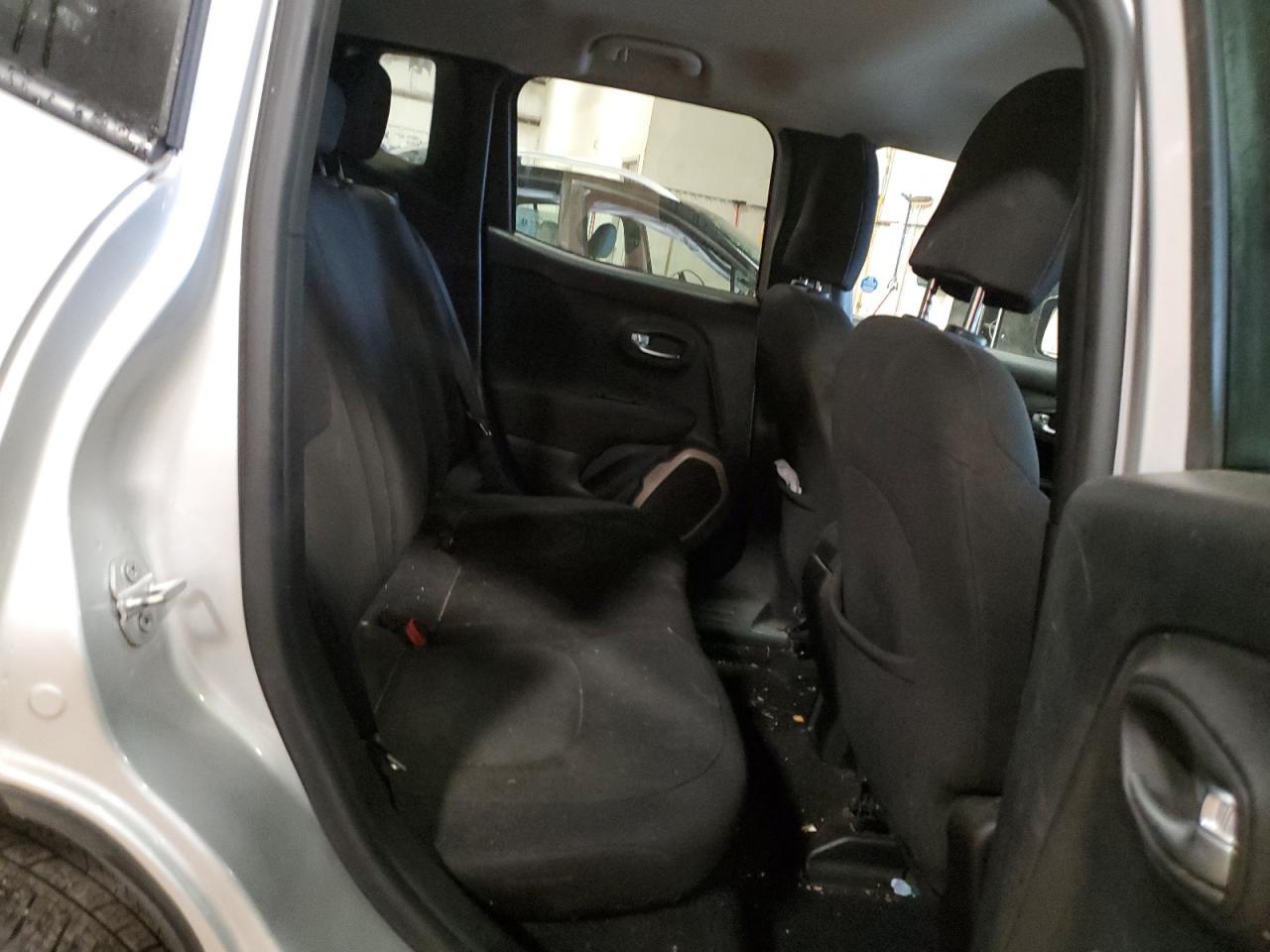 2015 Jeep Renegade Latitude VIN: ZACCJABT0FPB23730 Lot: 64688105