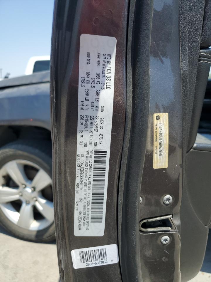 2016 Jeep Compass Latitude VIN: 1C4NJDEB7GD637930 Lot: 64143735