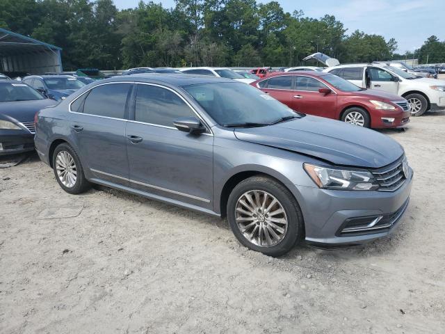  VOLKSWAGEN PASSAT 2016 Gray