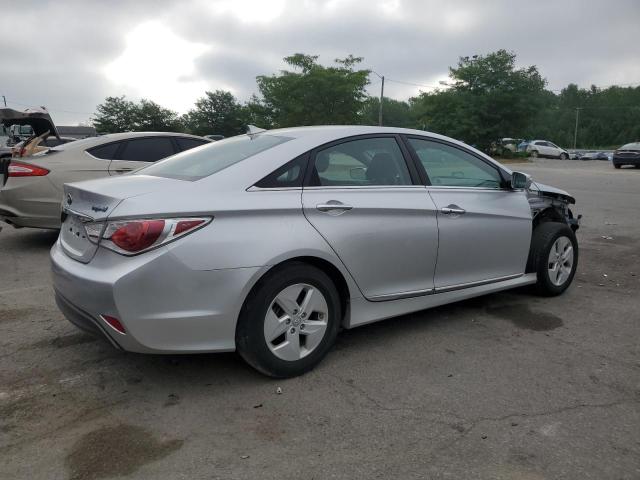 Sedans HYUNDAI SONATA 2012 Srebrny