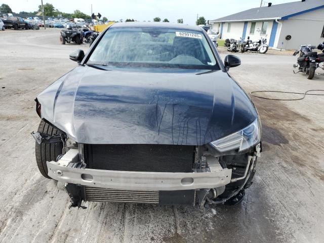  AUDI A4 2017 Черный