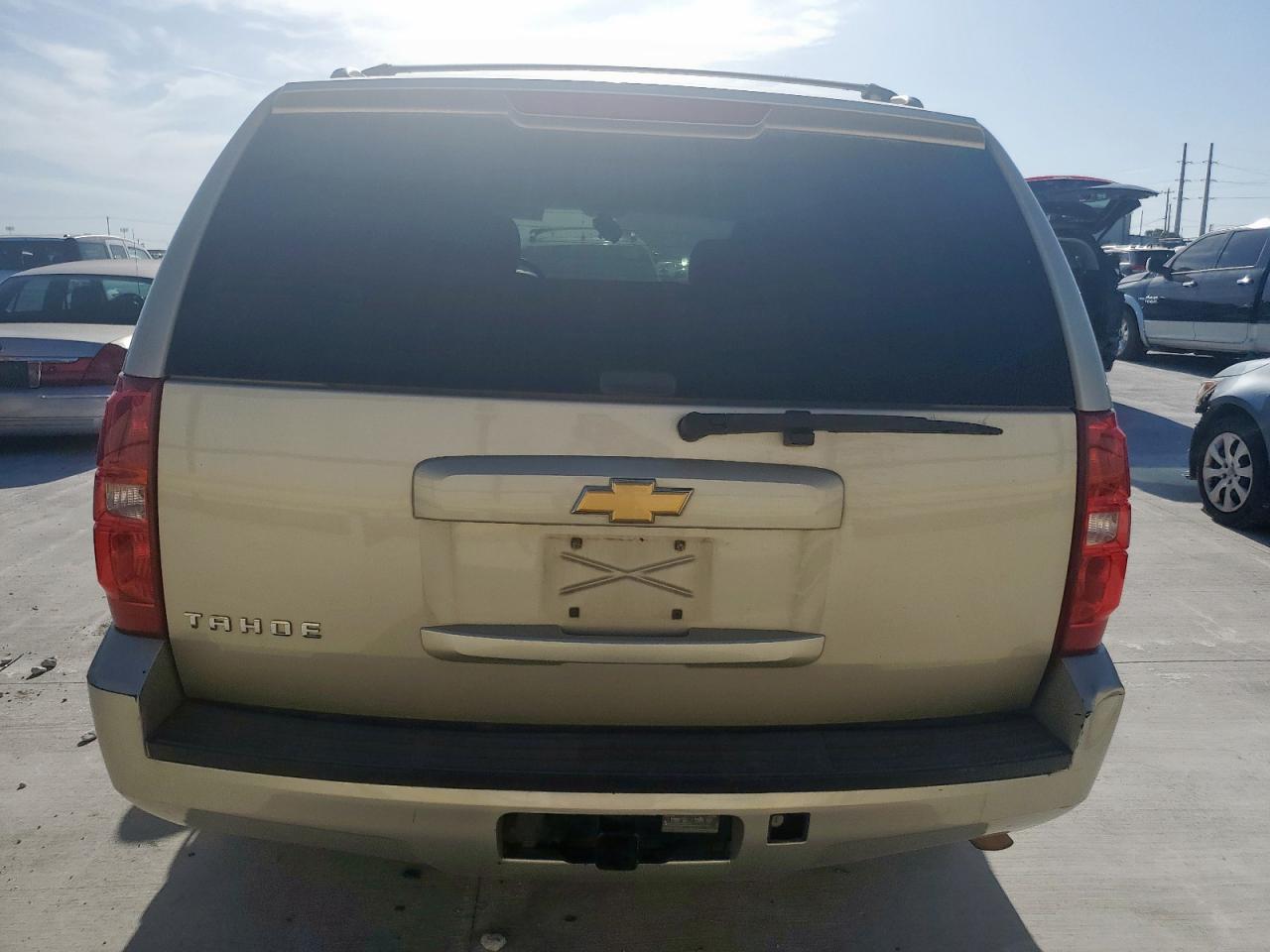 2013 Chevrolet Tahoe C1500 Ls VIN: 1GNSCAE00DR210945 Lot: 65406685