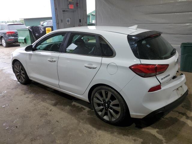  HYUNDAI ELANTRA 2018 Белы