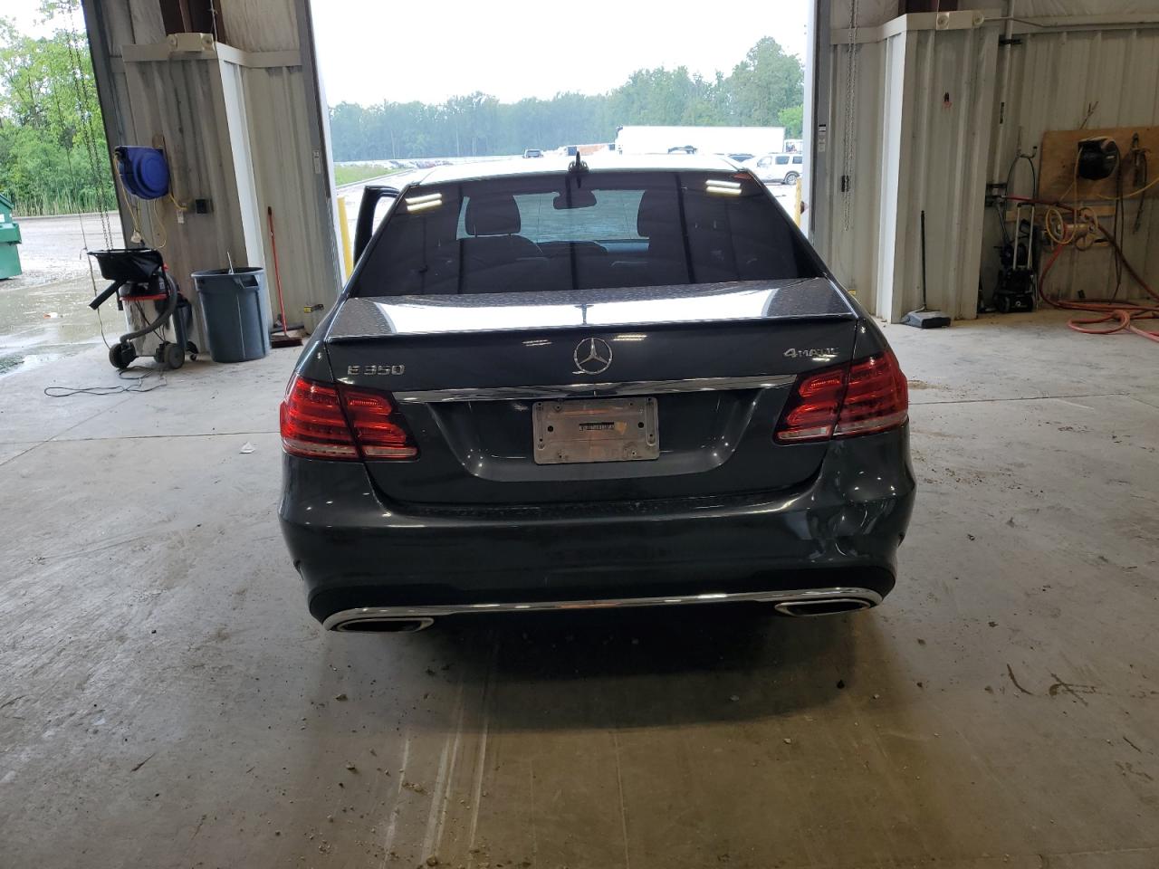 2016 Mercedes-Benz E 350 4Matic VIN: WDDHF8JB1GB191299 Lot: 64148065