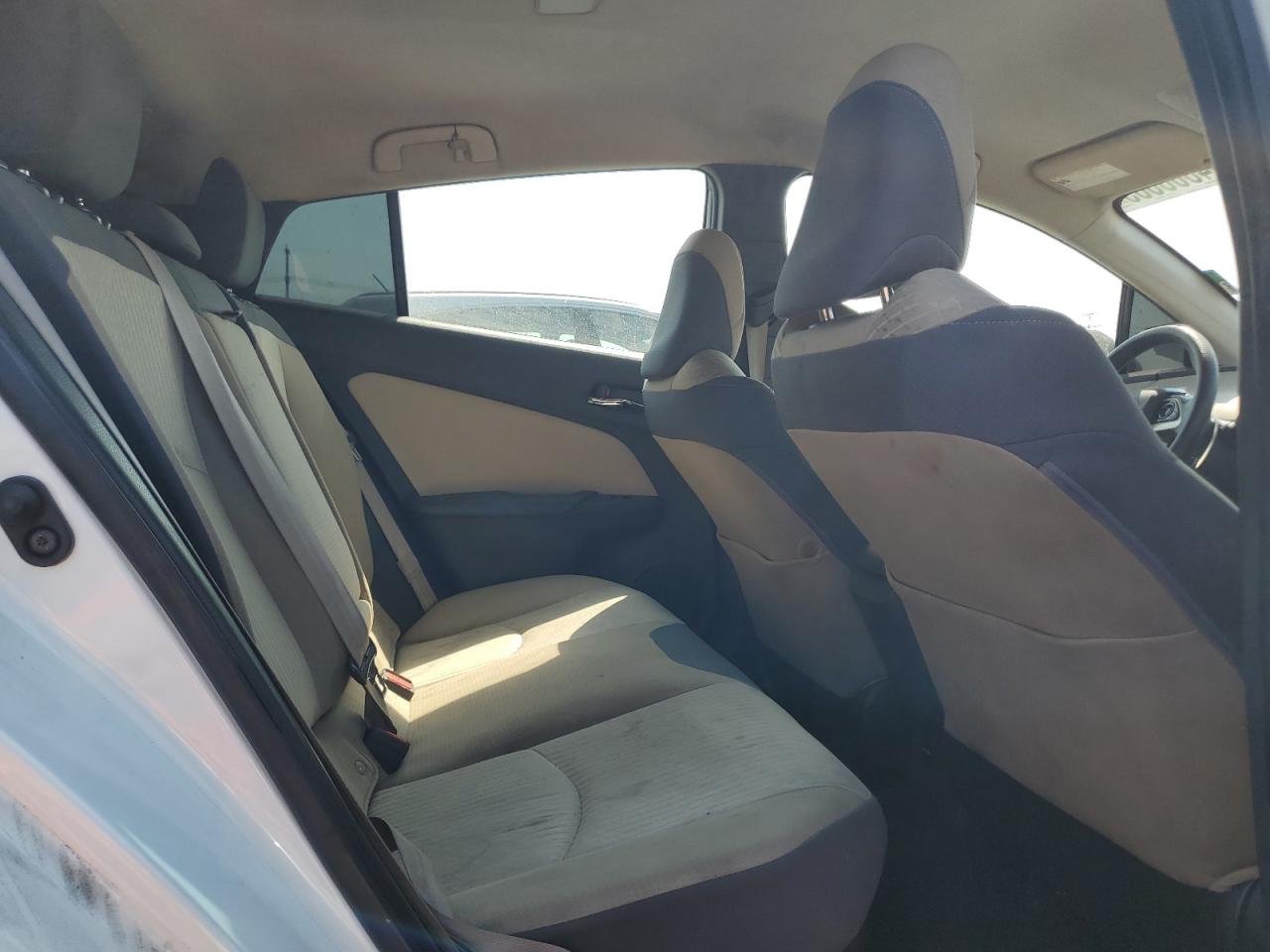 2018 Toyota Prius VIN: JTDKBRFUXJ3074723 Lot: 64808665