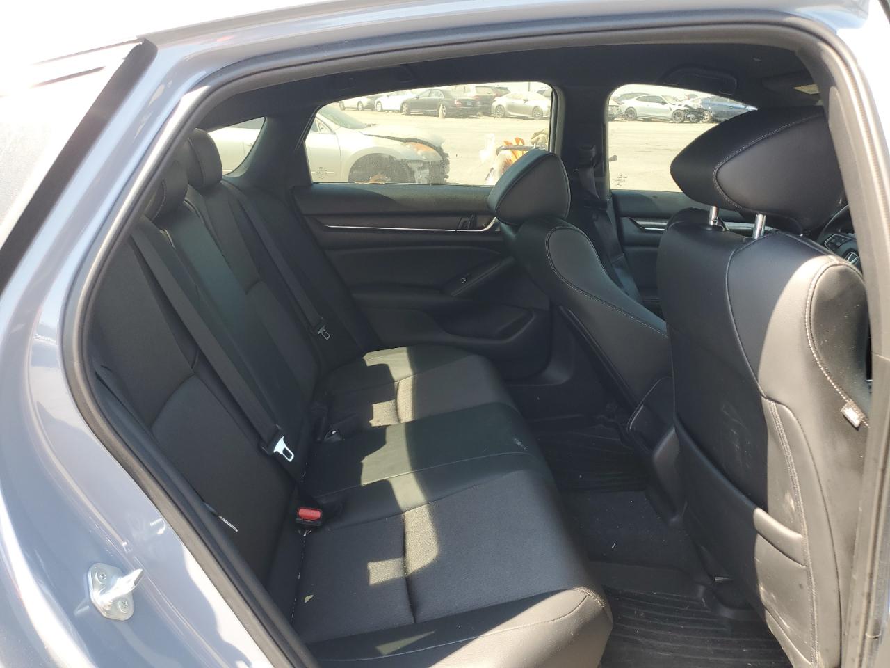 2022 Honda Accord Hybrid Sport VIN: 1HGCV3F24NA035782 Lot: 63558585