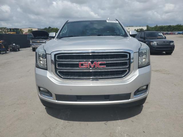 Parquets GMC YUKON 2017 Srebrny