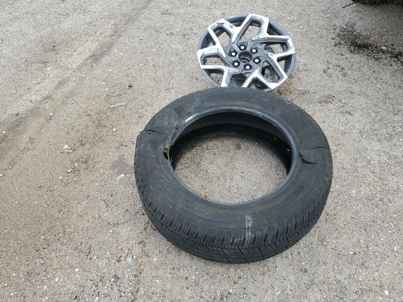 2024 GMC Sierra C1500 Sle VIN: 1GTRHBEDXRZ394588 Lot: 63077135