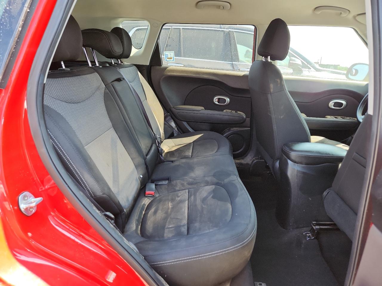 2018 Kia Soul + VIN: KNDJP3A56J7587146 Lot: 65362085