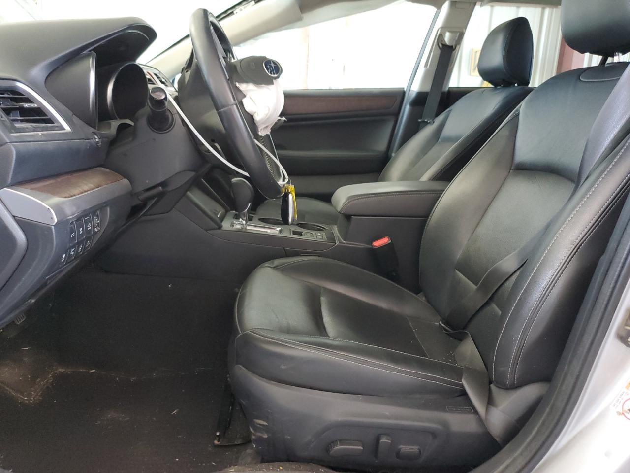 2017 Subaru Outback 3.6R Limited VIN: 4S4BSENCXH3228273 Lot: 63405015