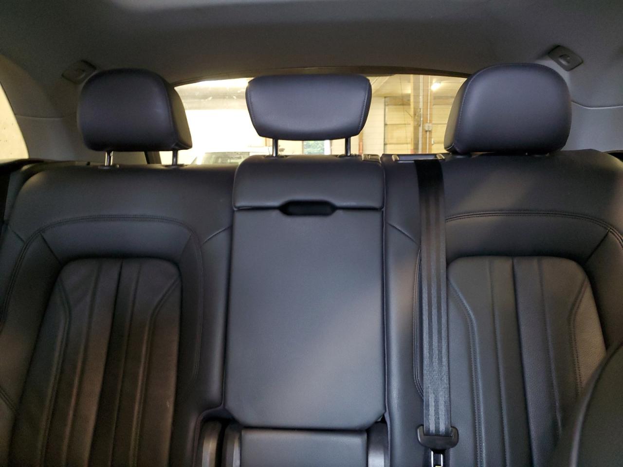 wa1anafy9j2014049 WA1ANAFY9J2014049 2018 Audi Q5 Premium