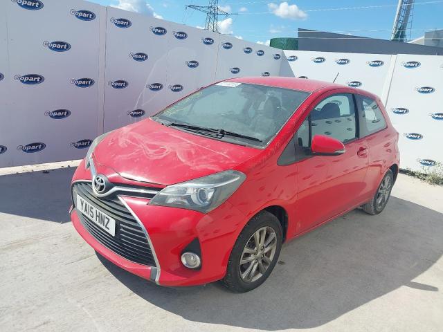 TOYOTA YARIS ICON 2015