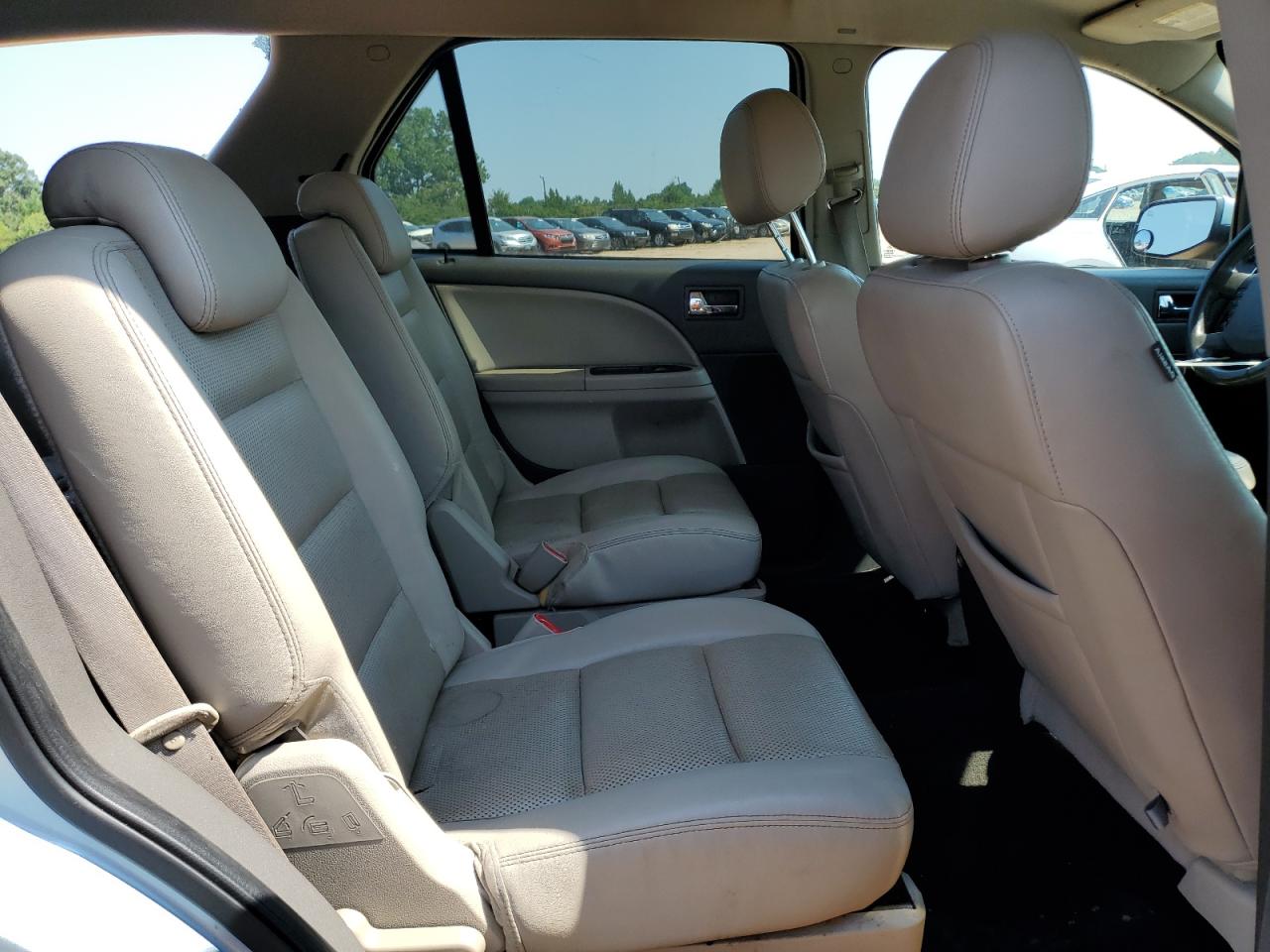 2008 Ford Taurus X Sel VIN: 1FMDK02W08GA22110 Lot: 64009495