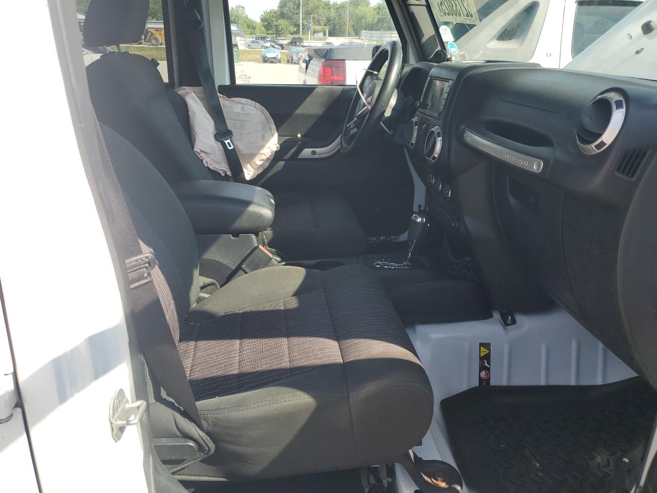 2012 Jeep Wrangler Unlimited Sahara VIN: 1C4HJWEG2CL169397 Lot: 62733025