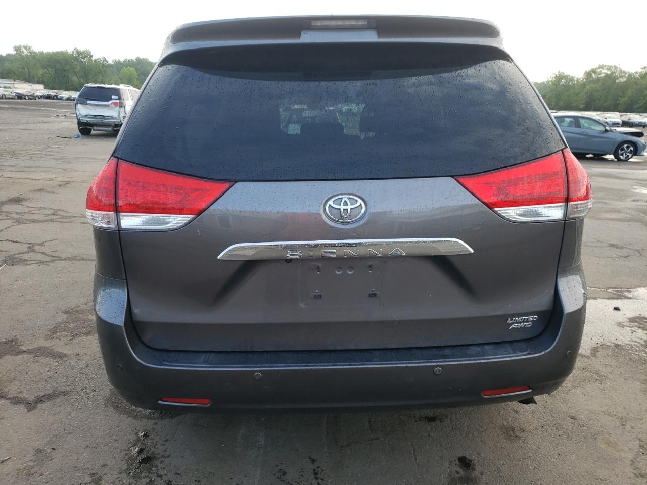 2014 Toyota Sienna Xle VIN: 5TDDK3DC8ES082999 Lot: 64571975