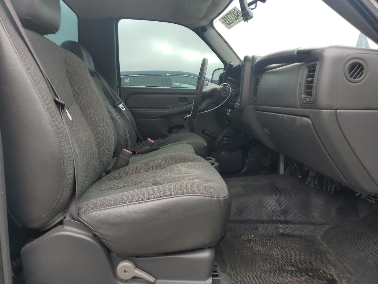 2005 Chevrolet Silverado C1500 VIN: 1GCEC14X25Z132514 Lot: 64827205