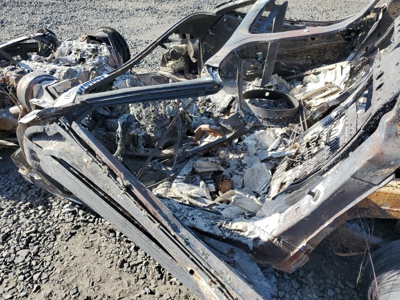 1975 Chevrolet Corvette 2 VIN: 1Z37J5S403658 Lot: 63808405